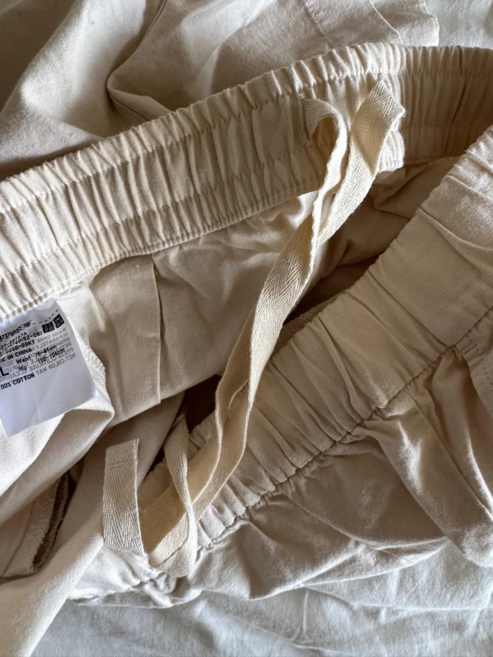 Uniqlo 100% Cotton Women’s Cream Elastic-Waist Drawstring Shorts Size XL